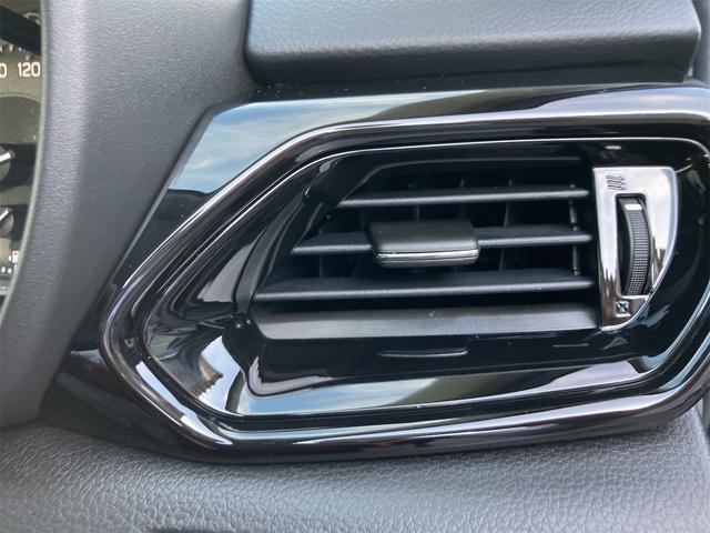 フロンクス ベースグレード　バックカメラ　クリアランスソナー　オートクルーズコントロール　レーンアシスト　衝突被害軽減システム　ナビ　ＴＶ　オートライト　ＬＥＤヘッドランプ　アルミホイール　スマートキー　アイドリングストップ（41枚目）