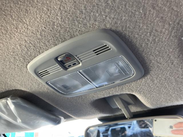 フロンクス ベースグレード　バックカメラ　クリアランスソナー　オートクルーズコントロール　レーンアシスト　衝突被害軽減システム　ナビ　ＴＶ　オートライト　ＬＥＤヘッドランプ　アルミホイール　スマートキー　アイドリングストップ（54枚目）