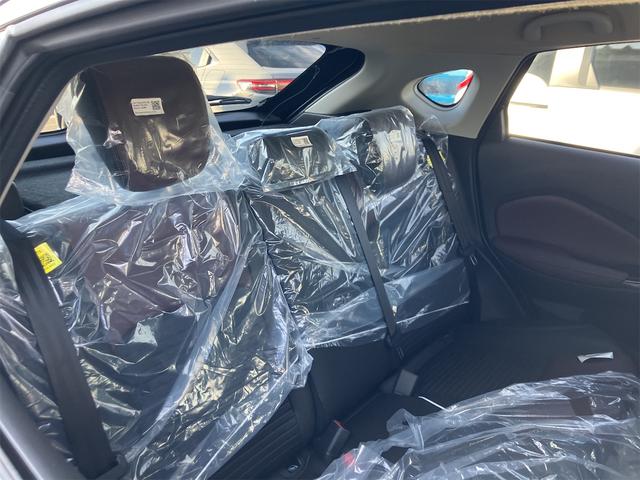 フロンクス ベースグレード　バックカメラ　クリアランスソナー　オートクルーズコントロール　レーンアシスト　衝突被害軽減システム　ナビ　ＴＶ　オートライト　ＬＥＤヘッドランプ　アルミホイール　スマートキー　アイドリングストップ（57枚目）