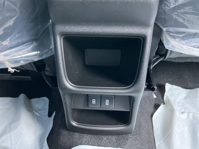 フロンクス ベースグレード　バックカメラ　クリアランスソナー　オートクルーズコントロール　レーンアシスト　衝突被害軽減システム　ナビ　ＴＶ　オートライト　ＬＥＤヘッドランプ　アルミホイール　スマートキー　アイドリングストップ（60枚目）