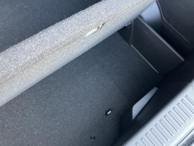 フロンクス ベースグレード　バックカメラ　クリアランスソナー　オートクルーズコントロール　レーンアシスト　衝突被害軽減システム　ナビ　ＴＶ　オートライト　ＬＥＤヘッドランプ　アルミホイール　スマートキー　アイドリングストップ（61枚目）