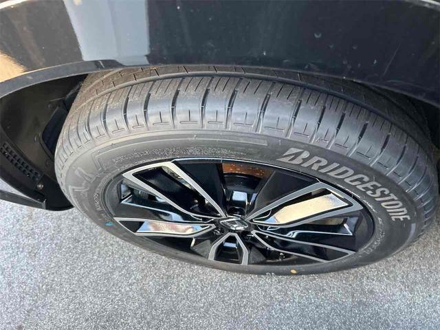 ヴェゼル ｅ：ＨＥＶ　Ｚ　登録済み未使用車　バックカメラ　クリアランスソナー　オートクルーズコントロール　レーンアシスト　衝突被害軽減システム　オートライト　ＬＥＤヘッドランプ　アルミホイール　スマートキー　電動格納ミラー（40枚目）