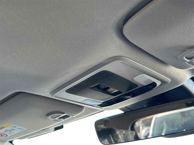 ヴェゼル ｅ：ＨＥＶ　Ｚ　登録済み未使用車　バックカメラ　クリアランスソナー　オートクルーズコントロール　レーンアシスト　衝突被害軽減システム　オートライト　ＬＥＤヘッドランプ　アルミホイール　スマートキー　電動格納ミラー（46枚目）