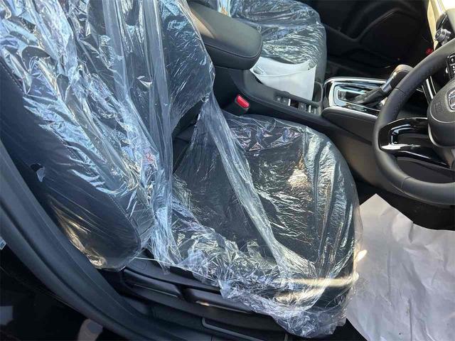 ヴェゼル ｅ：ＨＥＶ　Ｚ　登録済み未使用車　バックカメラ　クリアランスソナー　オートクルーズコントロール　レーンアシスト　衝突被害軽減システム　オートライト　ＬＥＤヘッドランプ　アルミホイール　スマートキー　電動格納ミラー（49枚目）