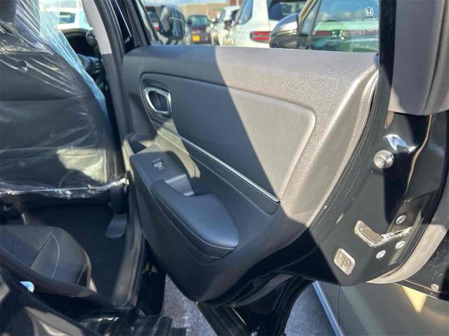 ヴェゼル ｅ：ＨＥＶ　Ｚ　登録済み未使用車　バックカメラ　クリアランスソナー　オートクルーズコントロール　レーンアシスト　衝突被害軽減システム　オートライト　ＬＥＤヘッドランプ　アルミホイール　スマートキー　電動格納ミラー（50枚目）