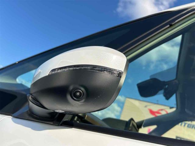 セレナ ｅ－パワー　ハイウェイスターＶ　登録済み未使用車　バックカメラ　サイドカメラ　クリアランスソナー　オートクルーズコントロール　衝突被害軽減システム　両側電動スライドドア　オートマチックハイビーム　オートライト　ＬＥＤヘッドランプ（23枚目）