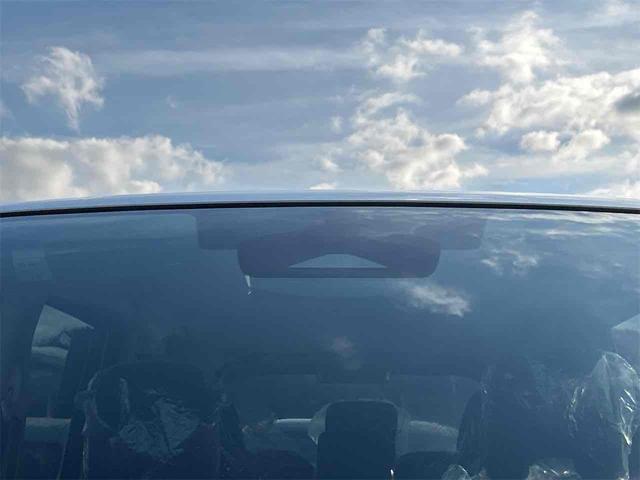 セレナ ｅ－パワー　ハイウェイスターＶ　登録済み未使用車　バックカメラ　サイドカメラ　クリアランスソナー　オートクルーズコントロール　衝突被害軽減システム　両側電動スライドドア　オートマチックハイビーム　オートライト　ＬＥＤヘッドランプ（27枚目）