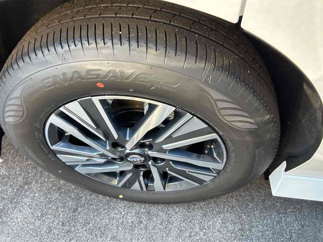 セレナ ｅ－パワー　ハイウェイスターＶ　登録済み未使用車　バックカメラ　サイドカメラ　クリアランスソナー　オートクルーズコントロール　衝突被害軽減システム　両側電動スライドドア　オートマチックハイビーム　オートライト　ＬＥＤヘッドランプ（33枚目）