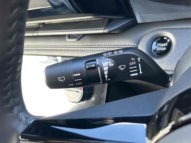 セレナ ｅ－パワー　ハイウェイスターＶ　登録済み未使用車　バックカメラ　サイドカメラ　クリアランスソナー　オートクルーズコントロール　衝突被害軽減システム　両側電動スライドドア　オートマチックハイビーム　オートライト　ＬＥＤヘッドランプ（48枚目）