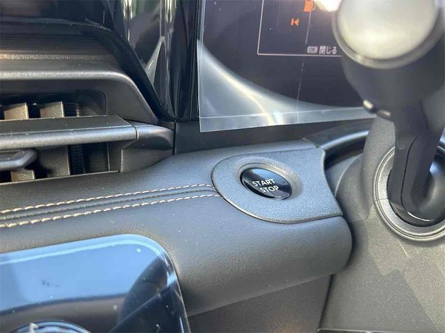 セレナ ｅ－パワー　ハイウェイスターＶ　登録済み未使用車　バックカメラ　サイドカメラ　クリアランスソナー　オートクルーズコントロール　衝突被害軽減システム　両側電動スライドドア　オートマチックハイビーム　オートライト　ＬＥＤヘッドランプ（55枚目）