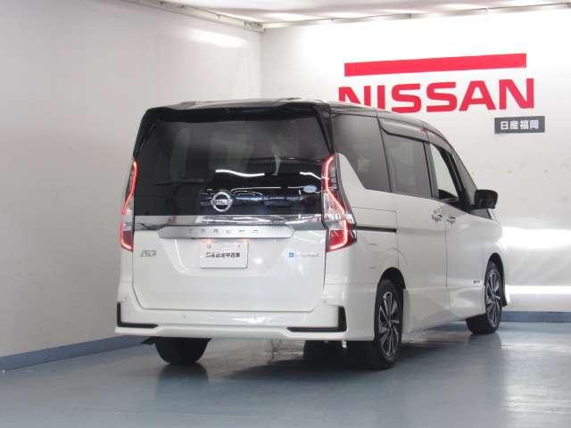 セレナ 1.2 e-POWER ハイウェイスター V ナビ/後席モニタ-/アラビュ/プロパイ/スマ- 360°カメラ エマジェンシーブレーキ 1オナ スマキー バックカメラ LED レーンアシスト 点検記録簿付 ETC Aストップ イモビ フルオートエアコン アルミホイール エアバック メモリーナビ(2枚目)