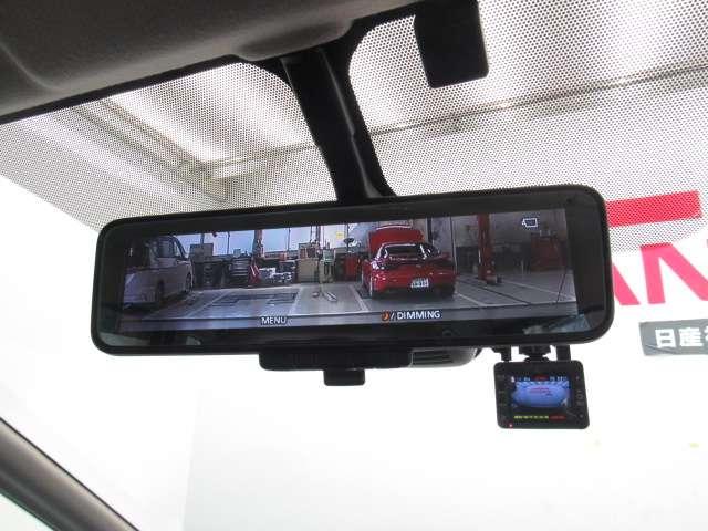 セレナ 1.2 e-POWER ハイウェイスター V ナビ/後席モニタ-/アラビュ/プロパイ/スマ- 360°カメラ エマジェンシーブレーキ 1オナ スマキー バックカメラ LED レーンアシスト 点検記録簿付 ETC Aストップ イモビ フルオートエアコン アルミホイール エアバック メモリーナビ(19枚目)