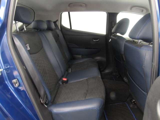 リーフ AUTECH 9インチナビ/アラビュ/プロパイ/シートヒ-タ アダプティブクルーズコントロール バックモニター 全方位カメラ LEDヘッドライト インテリジェントキー 車線逸脱警報 オートエアコン ETC メモリーナビ ワンセグTV 記録簿 アルミ(8枚目)