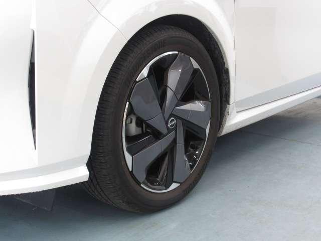 オーラ １．２　Ｇ　レザーエディション　ＮＣナビ／アラビュ／ＢＯＳＥ／ドラレコ前後／プロパ　ワンオーナ　追突防止　レーダークルーズ　車線逸脱警報装置　ＬＥＤ　ドライブレコーダー　盗難防止　記録簿　バックモニター　ＥＴＣ　インテリジェントキー　メモリーナビゲーション　ＡＷ　キーレスエントリー（11枚目）