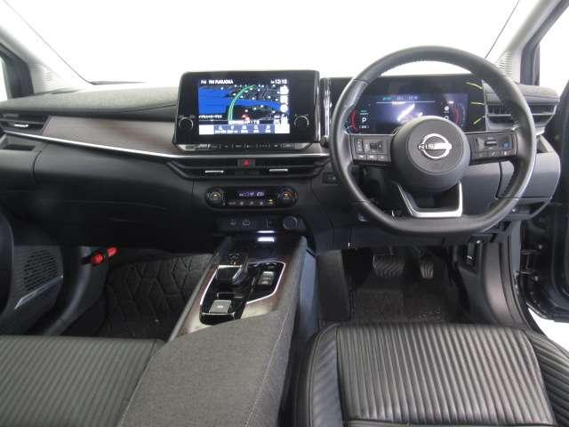 オーラ 1.2 G レザーエディション NCナビ/アラビュ/BOSE/プロパイ/ETC ワンオーナ 追突防止 レーダークルーズ 車線逸脱警報装置 LED 盗難防止 記録簿 バックモニター ETC インテリジェントキー メモリーナビゲーション AW キーレスエントリー オートエアコン(3枚目)