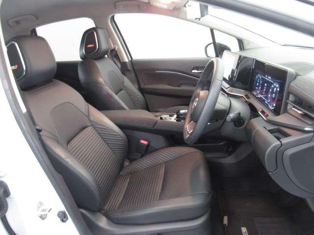 オーラ 1.2 G レザーエディション 社用車UP/NC9インチナビ/アラビュ/BOSE/プ ワンオーナ 追突防止 クルコン 車線逸脱警報装置 禁煙車 LED 盗難防止 記録簿 バックモニター ETC インテリジェントキー メモリーナビゲーション AW キーレスエントリー オートエアコン(7枚目)