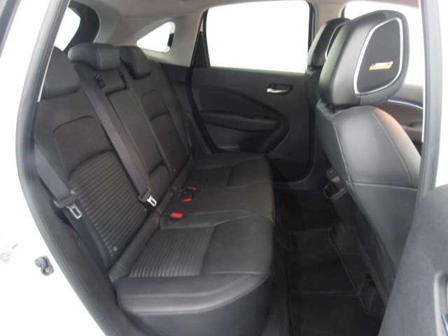 オーラ 1.2 G レザーエディション 社用車UP/NC9インチナビ/アラビュ/BOSE/プ ワンオーナ 追突防止 クルコン 車線逸脱警報装置 禁煙車 LED 盗難防止 記録簿 バックモニター ETC インテリジェントキー メモリーナビゲーション AW キーレスエントリー オートエアコン(8枚目)