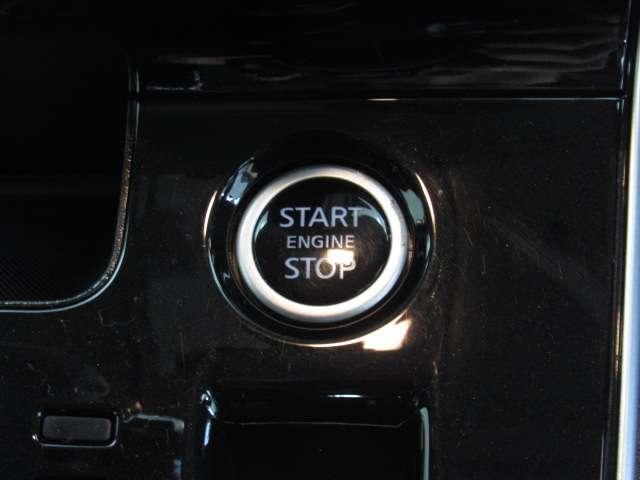 セレナ ２．０　ハイウェイスター　Ｖ　１０インチナビ／後席モニタ－／プロパイ／アラビ　アラウンドビュ－　１オナ　アルミ　衝突被害軽減　ＬＤＰ　エアバッグ　両側オートスライドドア　ＬＥＤライト　インテリジェントキー　点検記録簿　サイドカメラ　メモリーナビ　アダプティブクルーズコントロール（10枚目）