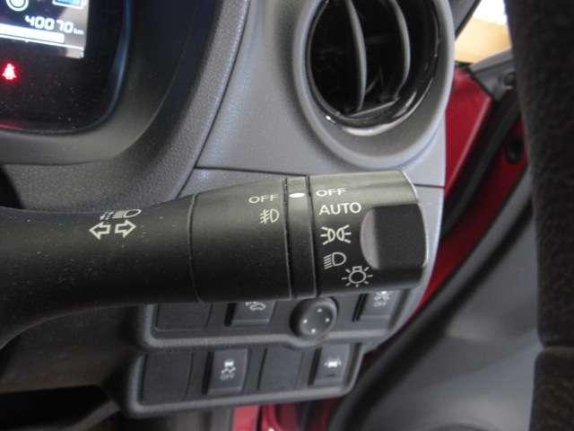 ノート 1.2 e-POWER メダリスト ナビ/アラビュ/ETC/クルコン 被害軽減ブレーキ TVナビ バックモニター クルコン インテリキー アイドリングストップ 盗難防止装置 LEDランプ 車線逸脱警報システム ワンオーナー キーフリー アルミホイール ETC 記録簿(17枚目)