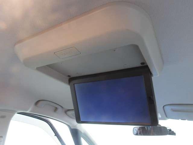 セレナ 2.0 X VセレクションII 9インチナビ/後席モニタ-/アラビュ/ドラレ(10枚目)