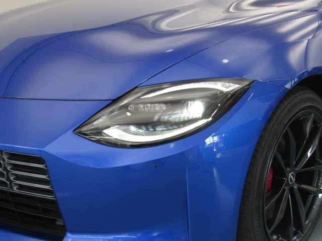 フェアレディZ 3.0 バージョン ST 当社試乗車UP/9インチナビ/BOSE/シートヒ- 衝突軽減システム レーンキープ オートクルーズ Bモニタ 盗難防止システム ワンオーナ アルミホイール LEDヘッドライト 禁煙車 ナビTV スマートキー ETC キーレス オートエアコン(10枚目)