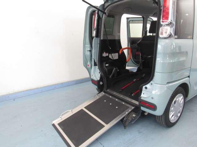 スペーシア ６６０　ハイブリッド　Ｘ　ウィズ　車いす移動車　リアシート付　８インチナビ／バックモニタ－／ＥＴＣ（2枚目）