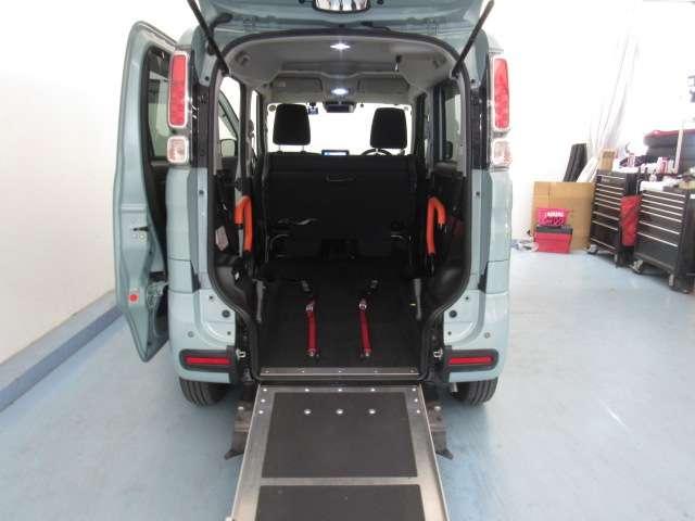 スペーシア ６６０　ハイブリッド　Ｘ　ウィズ　車いす移動車　リアシート付　８インチナビ／バックモニタ－／ＥＴＣ（3枚目）
