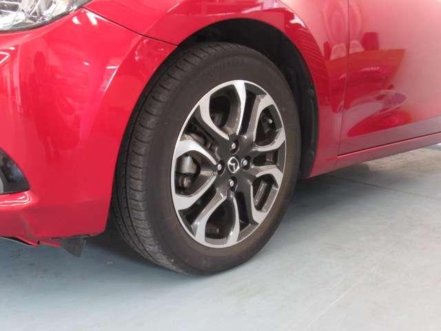 デミオ １．５　ＸＤ　ツーリング　ディーゼルターボ　ディスプレイオーディオ／バックモニタ－／ＥＴＣ　スマートキ　ＡＡＣ　Ｂカメ　Ａストップ　１オーナー車　全席パワーウインドウ　ＰＳ　キーレスエントリー　サイドエアバッグ　アルミホイール　ＡＢＳ　セキュリティ　助手席エアバッグ　衝突軽減ブレ　記録簿有（8枚目）