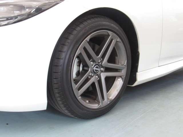 フェアレディZ 3.0 ナビ/バックモニタ-/ETC/クルコン/純正OPリ インテリジェントクルーズコントロール LEDヘッド バックカメラ 衝突軽減システム ワンオーナー エアコン パワーウィンドウ パワーステアリング レーンアシスト ETC アルミホイール(11枚目)