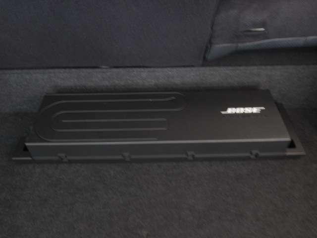 Ｂｏｓｅサウンドシステム車両空間を活かしたスピーカーレイアウトと専門開発のサウンドシステムにより自然な音源再生と迫力あるサウンドを実現！一度このサウンドを体感してしまうと・・・・