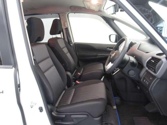 セレナ １．２　ｅ－ＰＯＷＥＲ　ハイウェイスター　Ｖ　ナビ／後席モニタ－／アラビュ／プロパイ／ドラ　３６０°カメラ　エマジェンシーブレーキ　１オナ　スマキー　バックカメラ　ＬＥＤ　レーンアシスト　点検記録簿付　ドラレコ　Ａストップ　イモビ　フルオートエアコン　アルミホイール　エアバック　メモリーナビ（7枚目）