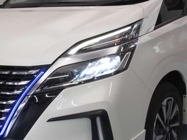 セレナ １．２　ｅ－ＰＯＷＥＲ　ハイウェイスター　Ｖ　ナビ／後席モニタ－／アラビュ／プロパイ／ドラ　３６０°カメラ　エマジェンシーブレーキ　１オナ　スマキー　バックカメラ　ＬＥＤ　レーンアシスト　点検記録簿付　ドラレコ　Ａストップ　イモビ　フルオートエアコン　アルミホイール　エアバック　メモリーナビ（13枚目）