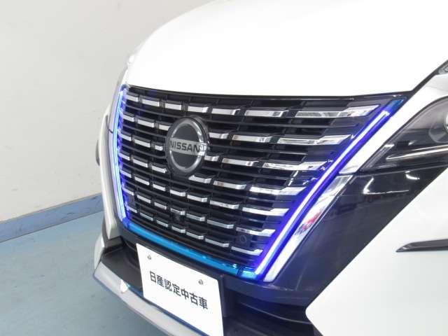 セレナ １．２　ｅ－ＰＯＷＥＲ　ハイウェイスター　Ｖ　ナビ／後席モニタ－／アラビュ／プロパイ／ドラ　３６０°カメラ　エマジェンシーブレーキ　１オナ　スマキー　バックカメラ　ＬＥＤ　レーンアシスト　点検記録簿付　ドラレコ　Ａストップ　イモビ　フルオートエアコン　アルミホイール　エアバック　メモリーナビ（14枚目）