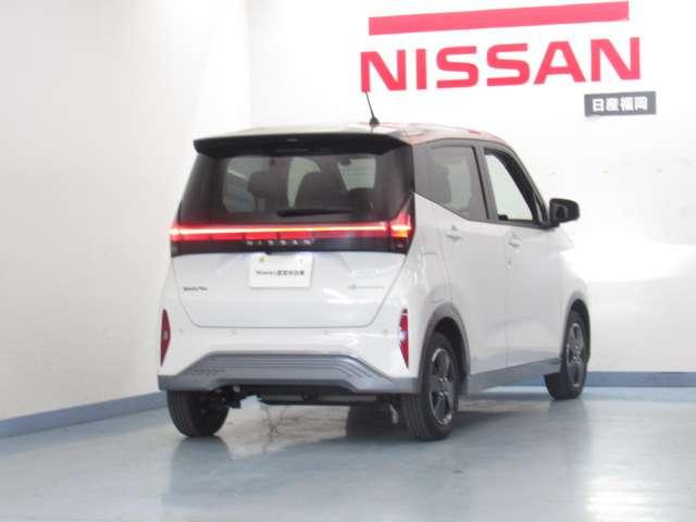 サクラ Ｘ　当社社用車ＵＰ／９インチナビ／アラビュ　アラウンドヴューモニター　運転席エアバック　ＡＡＣ　ＬＥＤヘッドランプ　スマートキー　レーンアシスト　ＥＴＣ　盗難防止システム　禁煙車　キーレスエントリー　ワンオーナー　バックモニター　アルミホイール（2枚目）
