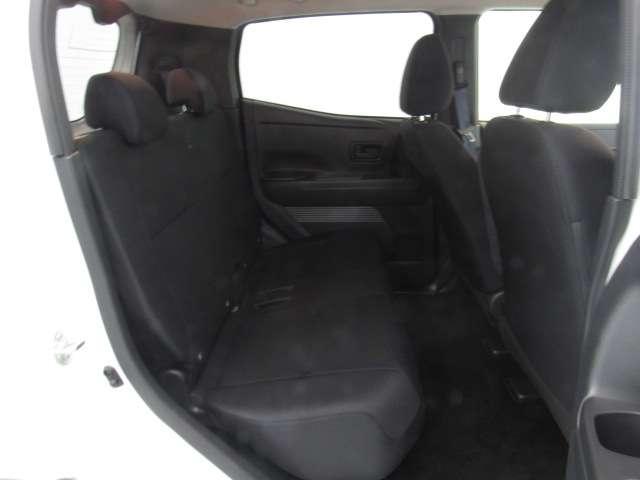 サクラ Ｘ　当社社用車ＵＰ／９インチナビ／アラビュ　アラウンドヴューモニター　運転席エアバック　ＡＡＣ　ＬＥＤヘッドランプ　スマートキー　レーンアシスト　ＥＴＣ　盗難防止システム　禁煙車　キーレスエントリー　ワンオーナー　バックモニター　アルミホイール（8枚目）