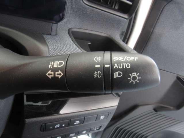 サクラ Ｘ　当社社用車ＵＰ／９インチナビ／アラビュ　アラウンドヴューモニター　運転席エアバック　ＡＡＣ　ＬＥＤヘッドランプ　スマートキー　レーンアシスト　ＥＴＣ　盗難防止システム　禁煙車　キーレスエントリー　ワンオーナー　バックモニター　アルミホイール（18枚目）