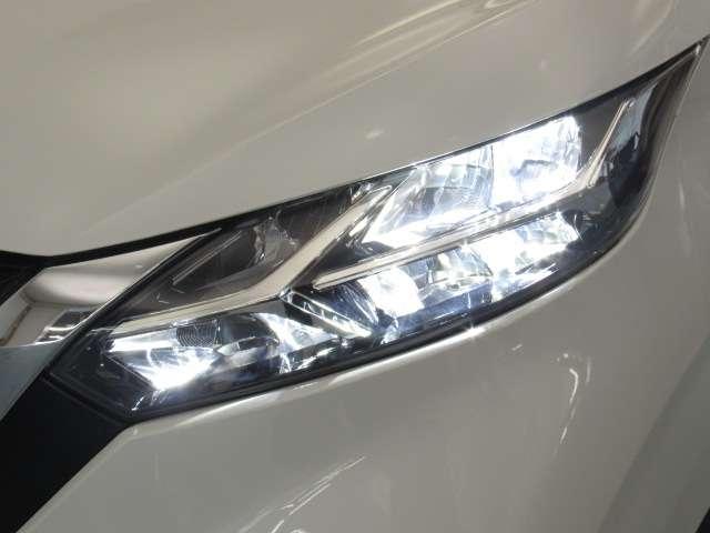 デイズ 660 ハイウェイスターX ナビ/アラビュ/ドラレコ前後/ETC ブレーキサポート 全周囲カメラ LED ドライブレコーダー イモビライザー インテリジェントキー ETC レーンキープ バックカメラ ナビTV アイドリングストップ オートエアコン デュアルエアバッグ(8枚目)