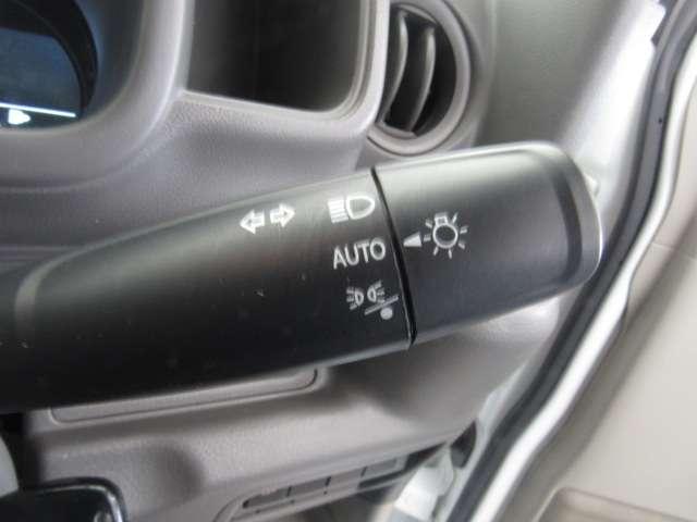 NV100クリッパーバン 660 GX ハイルーフ 純正ナビ/バックモニタ-/ドラレコ/ETC キーレスエントリーキー パワーウィンドー 助手席エアバック ドラレコ エアコン スマートキー ワンオーナー ETC レーンアシスト 運転席エアバック 記録簿有 パワステ ABS 寒冷地仕様 ワンセグ(14枚目)