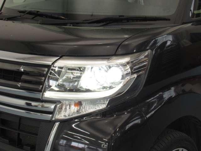 タント ６６０　カスタム　Ｘ　トップエディション　ＳＡＩＩＩ　８インチナビ／バックモニタ－／ドラレコ／ＥＴＣ／　誤発進抑制　１オナ　Ｂカメ　ｉ－ｓｔｏｐ　ナビＴＶ　パワーウィンドウ　インテリジェントキー　ＥＴＣ付　オートエアコン　エアバッグ　ドライブレコーダー　イモビライザー　ＡＢＳ　アルミ　サイドエアバック（12枚目）