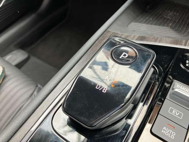 オーラ １．２　Ｇ　レザーエディション　９インチＮｉｓｓａｎＣｏｎｎｅｃｔナビ　ＥＴＣ２．０　ワイヤ　ワンオーナ　追突防止　レーダークルーズ　本革　車線逸脱警報装置　ＬＥＤ　バックモニター　ＥＴＣ　インテリジェントキー　メモリーナビゲーション　ＡＷ　キーレスエントリー　オートエアコン　ＡＢＳ　パワステ（18枚目）