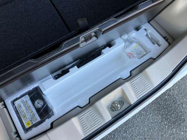 スペーシア ６６０　　ナビ　全周囲カメラ　衝突被害軽減ブレーキ　デュアルセンサーブレーキＳ　両側パワードア　車線逸脱　ｉ－ｓｔｏｐ　フリーキー　ナビＴＶ　サイドエアバック　ダブルエアバック　メモリーナビ　ＡＡＣ　バックモニター　整備記録簿　運転席エアバッグ　ＡＢＳ（36枚目）