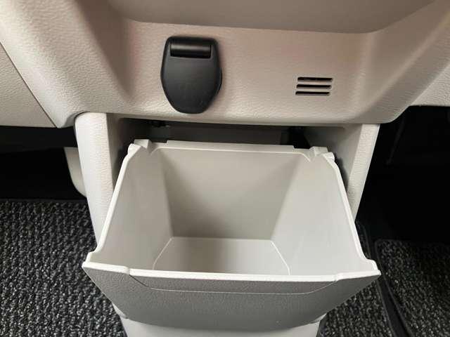 ルークス 660 X 9インチナビMM320D-L DVD CD再生 アラモニ 前後衝突軽減ブレーキ ワンオーナー車 車線逸脱防止 スマートキー キーフリー ドライブレコーダー i-stop フルオートエアコン パワーウインドウ バックカメラ カーテンエアバッグ ABS(17枚目)