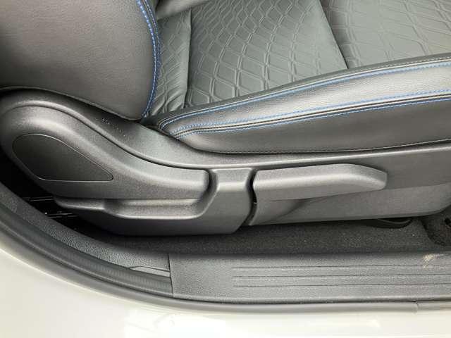 �^�]�ȃV�[�g�͍����������o���A�̌^�Ɋ֌W�Ȃ��^�]���Ղ��|�W�V�����ɏo���܂��B