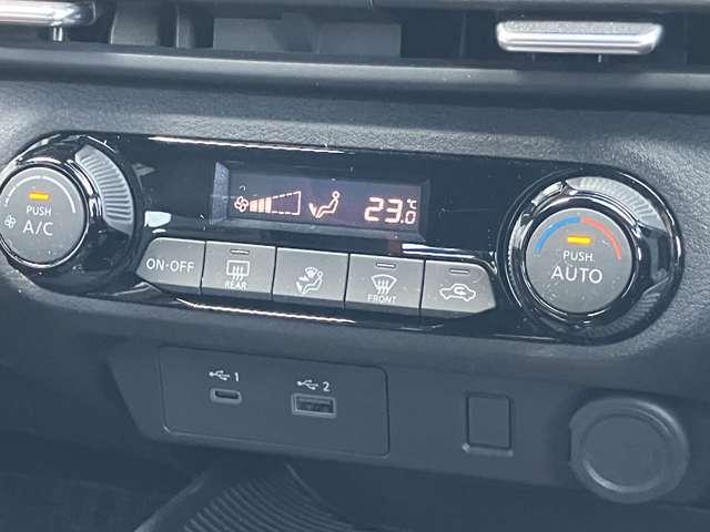 オーラ 1.2 RECAROシート NissanConnectナビ カーテンエアバッグ エマブレ インテリキー ETC ドラレコ 車線逸脱警報 ワンセグ キーフリーシステム ダブルエアバック 定期点検記録簿 アルミホイール 運転席エアバッグ メモリーナビ ナビTV(11枚目)