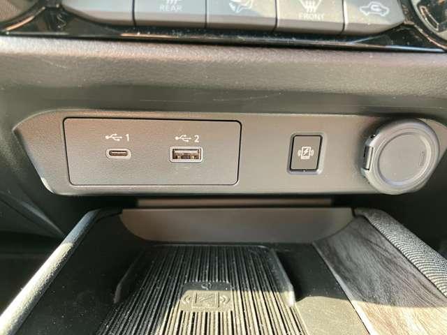 オーラ 当社社用車 NissanConnectナビ ETC2.0 自動(被害軽減)ブレーキ LED LKA サイドカメラ カーテンエアバッグ アルミホイール インテリジェントキー パワーウィンドウ ワンオーナー フルオートエアコン キーレスエントリー メモリーナビ(12枚目)