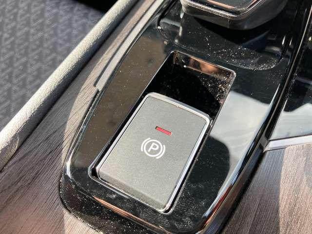 オーラ 当社社用車 NissanConnectナビ ETC2.0 自動(被害軽減)ブレーキ LED LKA サイドカメラ カーテンエアバッグ アルミホイール インテリジェントキー パワーウィンドウ ワンオーナー フルオートエアコン キーレスエントリー メモリーナビ(16枚目)