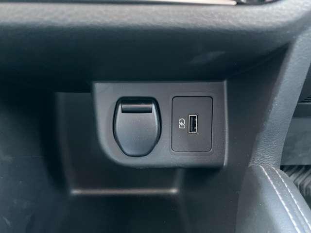 キックス １．２　Ｘ　（ｅ－ＰＯＷＥＲ）　９インチナビＭＭ３２０Ｄ－Ｌ　ＤＶＤ再生　ナビ＆ＴＶ　ワンオ－ナ－車　追従クルコン　スマートキー　ＬＥＤヘッド　レーンアシスト　パワーステアリング　ドライブレコーダー　ＥＴＣ　整備記録簿有　メモリーナビ　サイドエアバッグ　アルミ　ＡＡＣ（10枚目）