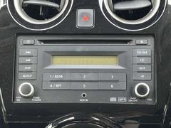 純正ＣＤチューナー搭載♪ＡＵＸ端子もありますので、トランスミッターなどを使用して携帯電話の音楽を再生することも可能◎ご希望であればナビを取り付けることも可能ですので、詳しくはスタッフまで！ 4