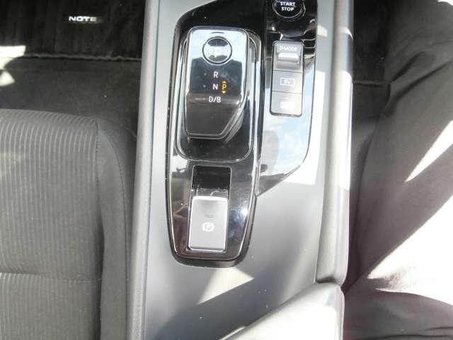 ノート 1.2 X ナビ・TV・プロパイロット搭載車・(14枚目)