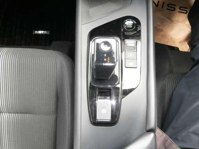 ノート １．２　Ｘ　ＮＣナビ・ＴＶ・プロパイロット搭載車・（13枚目）